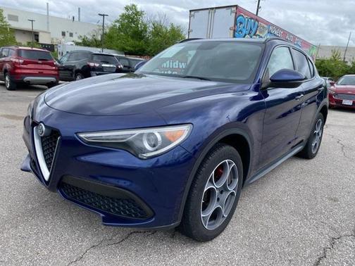2018 Alfa Romeo Stelvio Sport