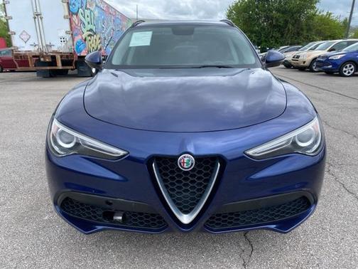 2018 Alfa Romeo Stelvio Sport