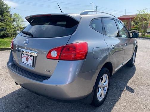 2011 Nissan Rogue SV