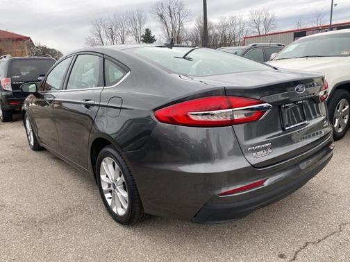 2019 Ford Fusion Hybrid SE