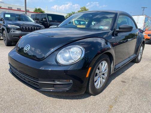 2016 Volkswagen Beetle 1.8T Wolfsburg Edition w/PZEV