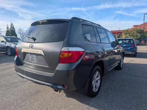 2010 Toyota Highlander SE