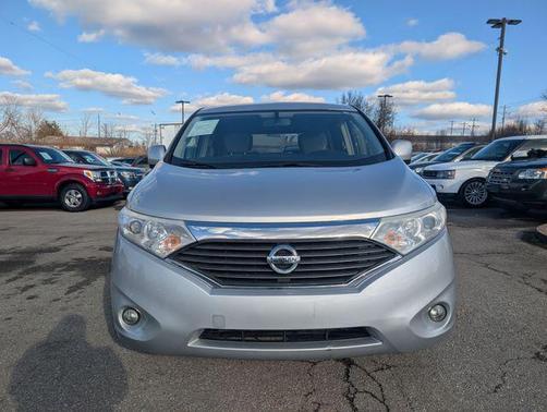 2014 Nissan Quest SV