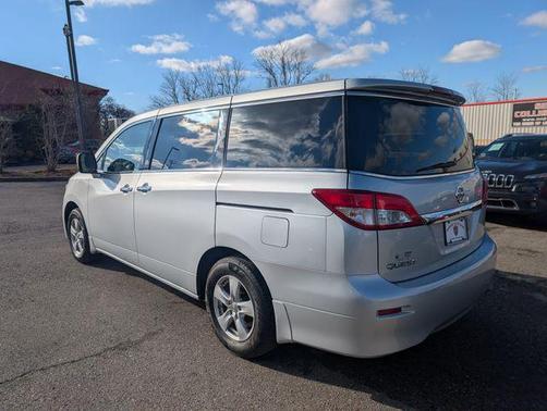 2014 Nissan Quest SV