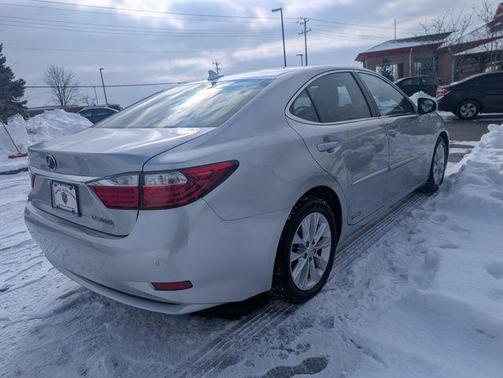 2013 Lexus ES 300h Base
