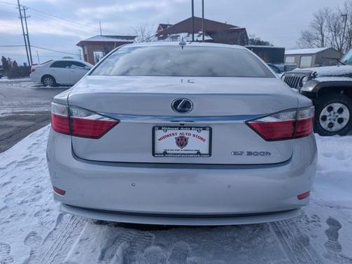 2013 Lexus ES 300h Base