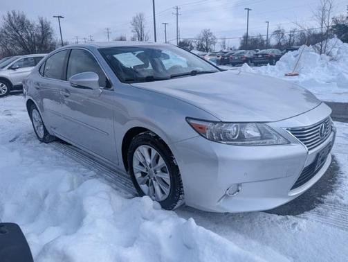 2013 Lexus ES 300h Base