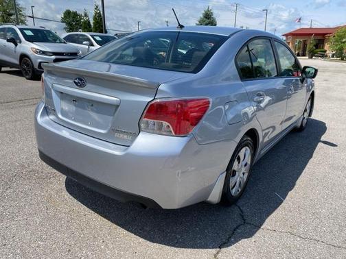 2016 Subaru Impreza 2.0i