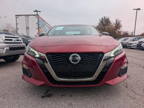 2020 Nissan Altima SR FWD