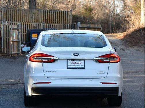2019 Ford Fusion Hybrid SE