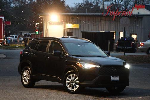 2024 Toyota Corolla Cross LE