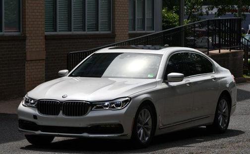 2018 BMW 750 I