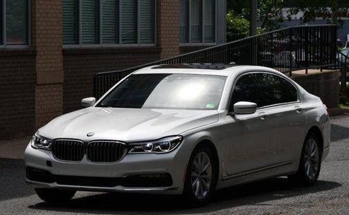 2018 BMW 750 I