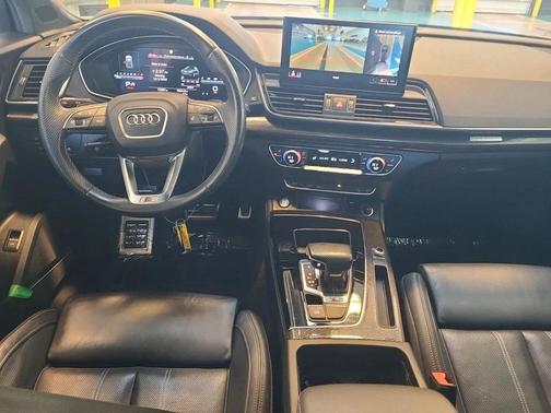 2022 Audi SQ5 3.0T Premium Plus