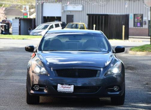 2011 INFINITI G37x Base