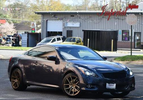 2011 INFINITI G37x Base