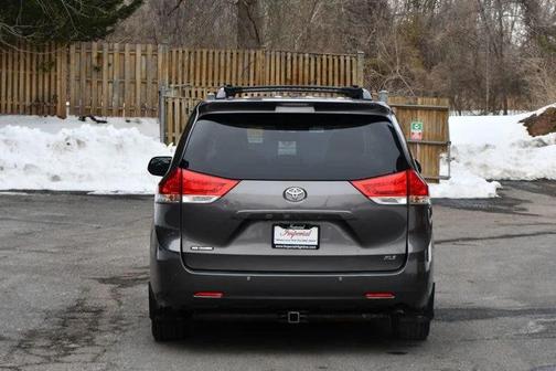 2014 Toyota Sienna XLE