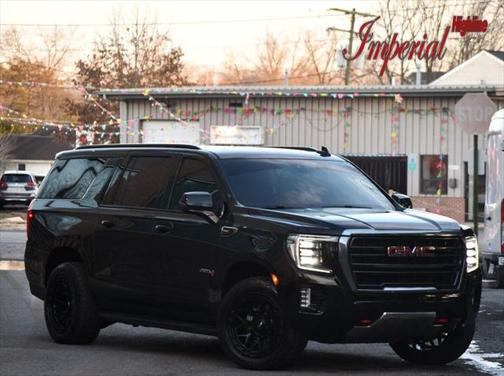 2022 GMC Yukon XL 4WD AT4