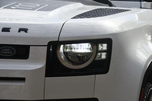 2021 Land Rover Defender 110 Standard