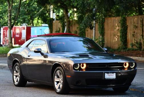 2015 Dodge Challenger SXT