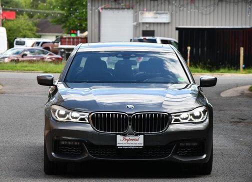 2017 BMW 750 i xDrive