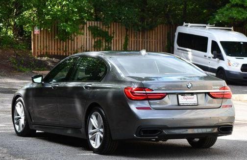 2017 BMW 750 i xDrive
