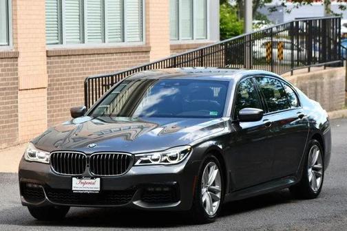 2017 BMW 750 i xDrive