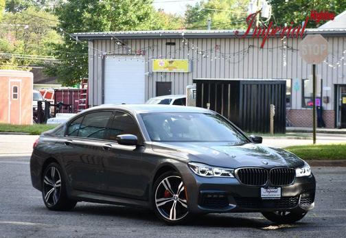 2016 BMW 750 i xDrive