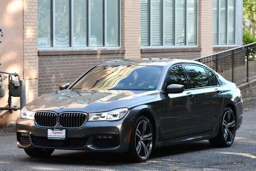 2016 BMW 750 i xDrive