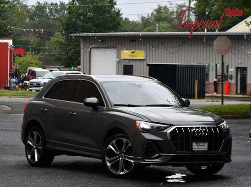 2021 Audi Q3 45 S line Premium