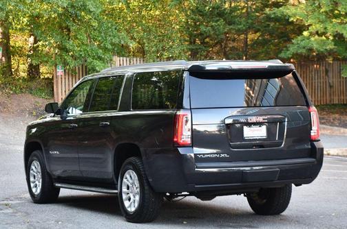 2020 GMC Yukon XL SLT