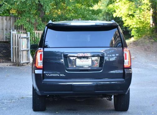 2020 GMC Yukon XL SLT