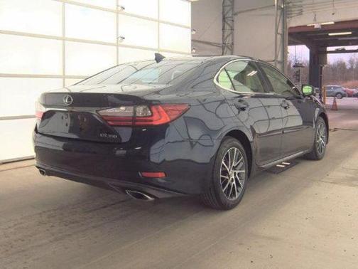 2017 Lexus ES 350 Base