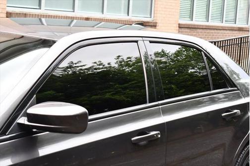 2019 Chrysler 300 S