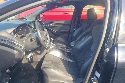 2017 Ford Focus RS Base