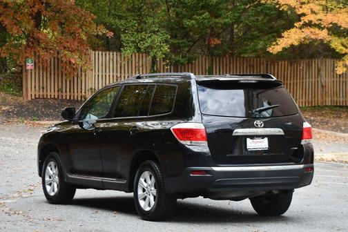 2013 Toyota Highlander SE