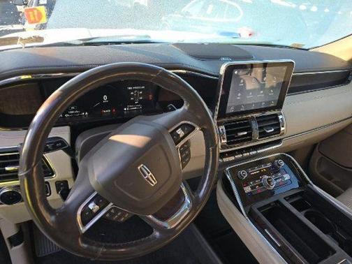 2018 Lincoln Navigator Select