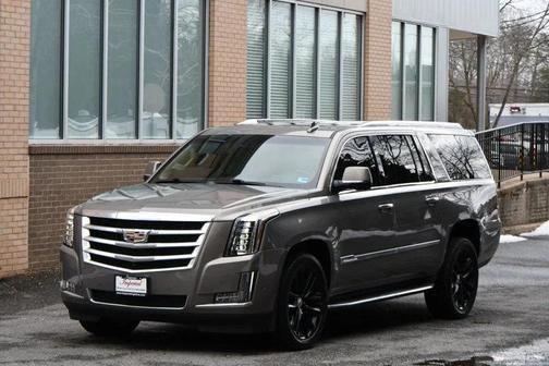 2017 Cadillac Escalade ESV Luxury