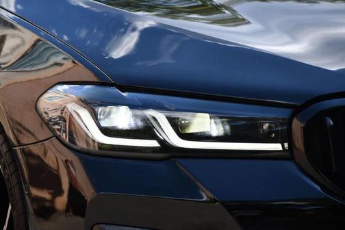 2022 BMW 530 i xDrive