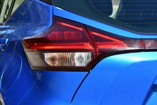 2022 Nissan Kicks SV