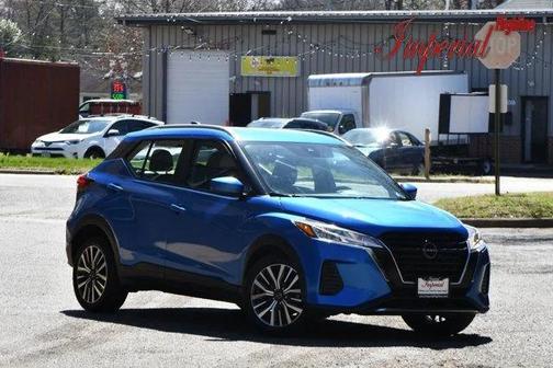 2022 Nissan Kicks SV