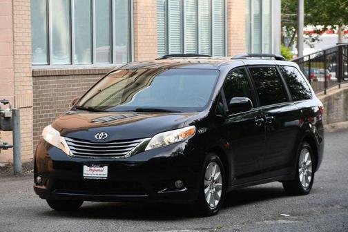 2015 Toyota Sienna XLE Premium