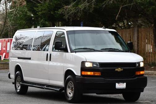 2022 Chevrolet Express 3500 RWD 3500 Extended Wheelbase LS