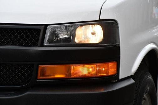 2022 Chevrolet Express 3500 RWD 3500 Extended Wheelbase LS