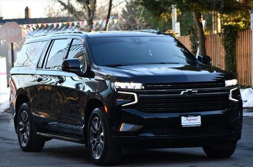 2022 Chevrolet Suburban RST