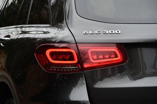 2021 Mercedes-Benz GLC 300 Base