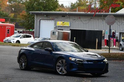 2022 Audi e-tron GT Prestige