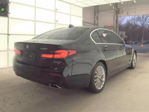 2021 BMW 530 xDrive
