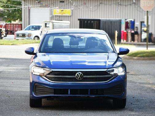 2022 Volkswagen Jetta 1.5T SE