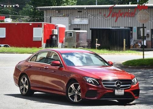 2017 Mercedes-Benz E-Class 4MATIC